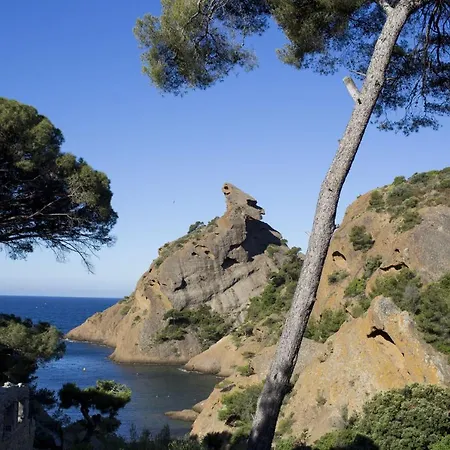 Hotel La Calanque De Figuerolles