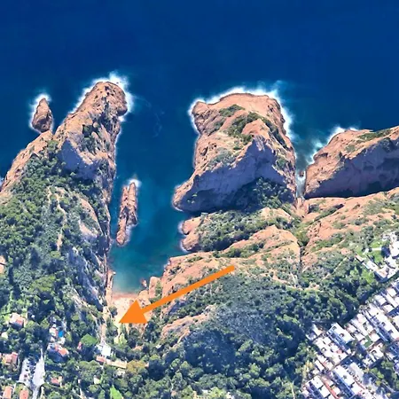 La Calanque De Figuerolles La Ciotat